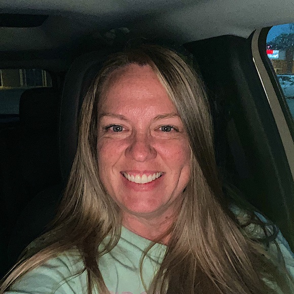 Meet your Posher, Shannon Posh Ambassador - Picture 1 of 1